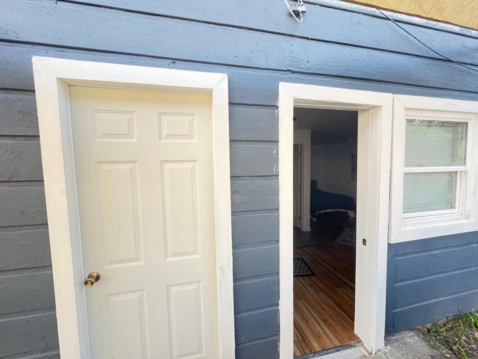 Littlebetty'S Landingpad Hotel Torrance Bagian luar foto